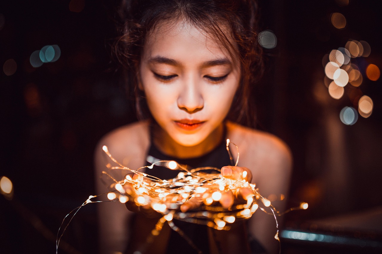 五月聚焦，三字女明星的魅力瞬間——五月之光